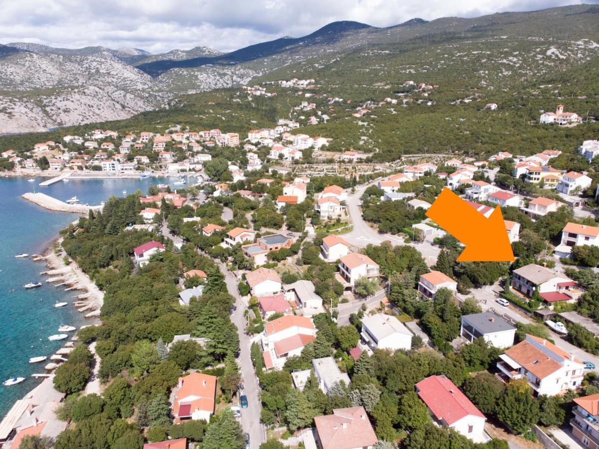 Apartments And Room Luka 克罗诺维察 外观 照片